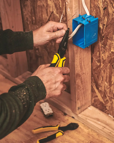 Stanley 8-in Long Nose Pliers